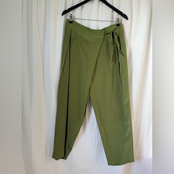 Joie silk pants. Size 12 - Picture 2 of 12